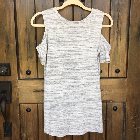 Style and Co. Cold Shoulder V-neck Tie Top XS - Picture 7 of 7